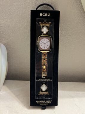 BCBG Gold Floral Apple Watch Band – 38/40/41mm Elevate your Apple Watch